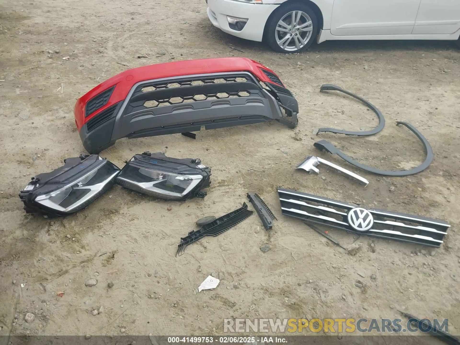 12 Photograph of a damaged car 3VV1B7AX9KM113272 VOLKSWAGEN TIGUAN 2019