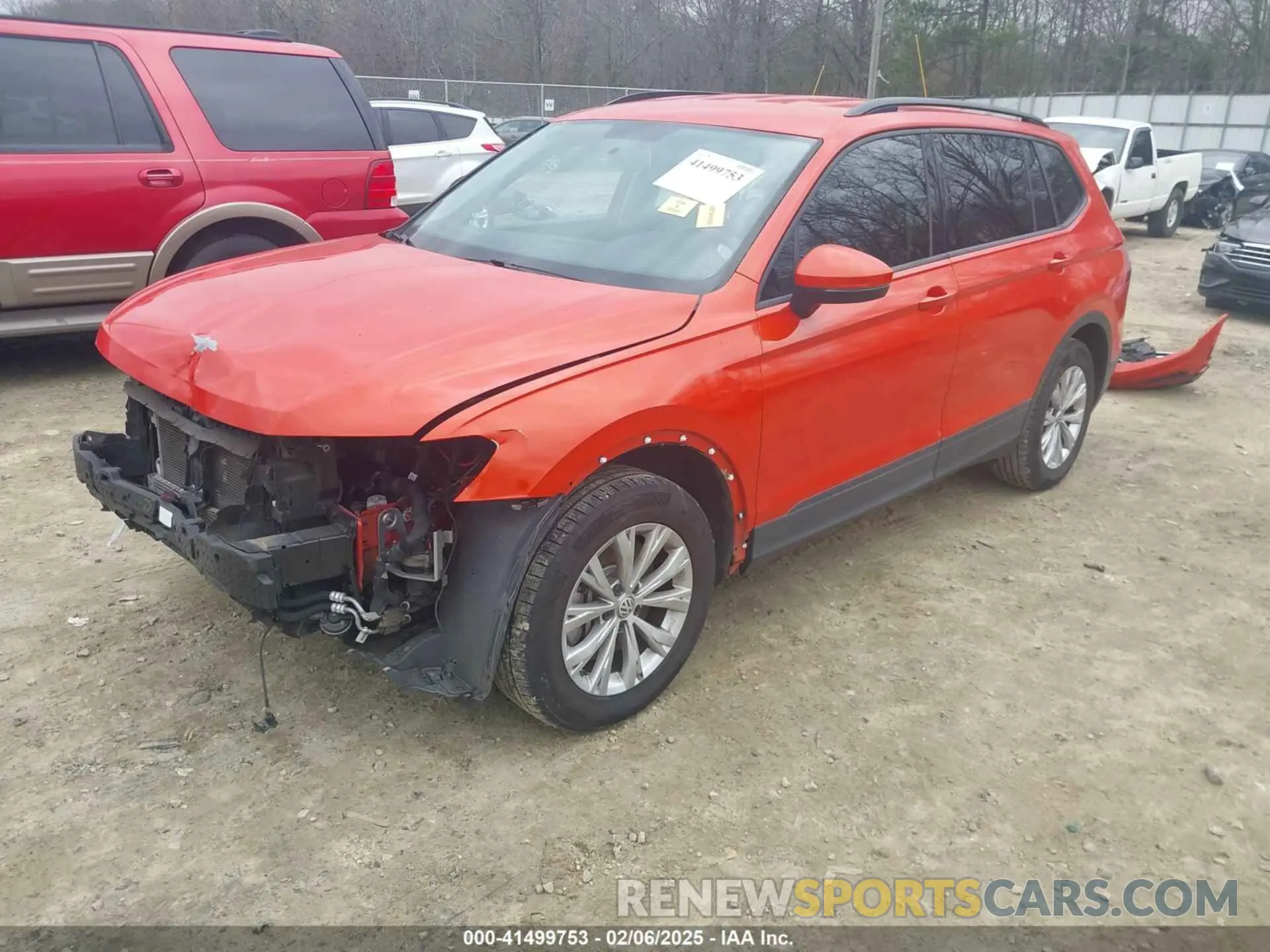 2 Photograph of a damaged car 3VV1B7AX9KM113272 VOLKSWAGEN TIGUAN 2019