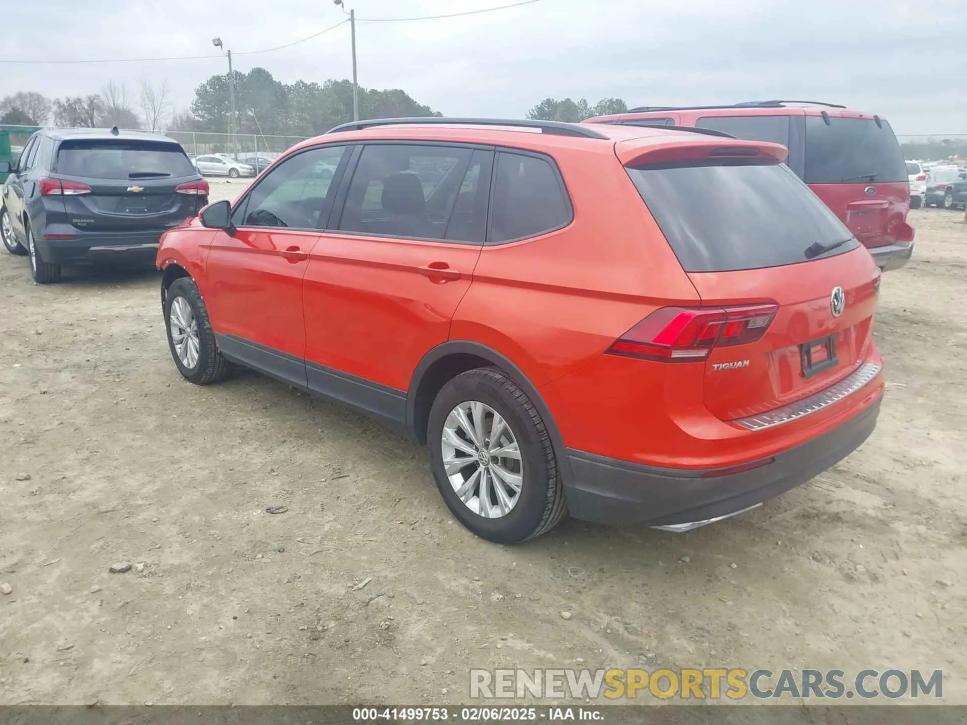 3 Photograph of a damaged car 3VV1B7AX9KM113272 VOLKSWAGEN TIGUAN 2019