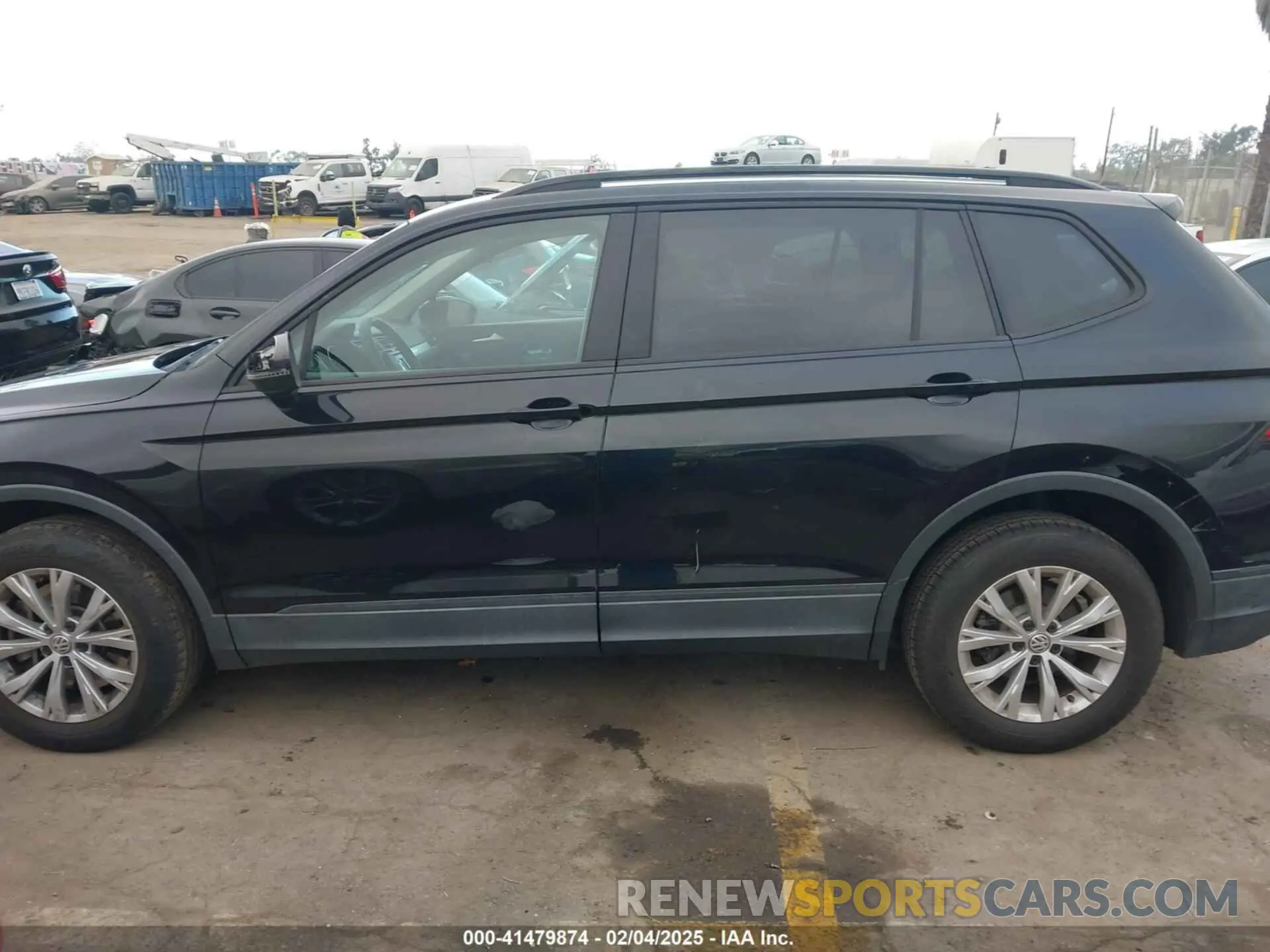 14 Photograph of a damaged car 3VV1B7AX9KM186397 VOLKSWAGEN TIGUAN 2019