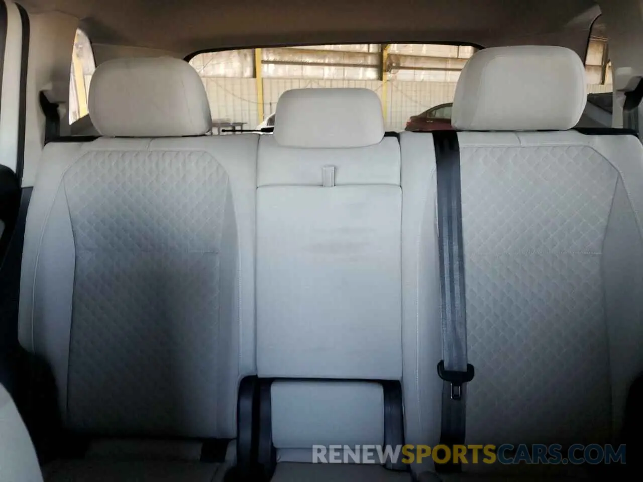 10 Photograph of a damaged car 3VV1B7AXXKM195674 VOLKSWAGEN TIGUAN 2019