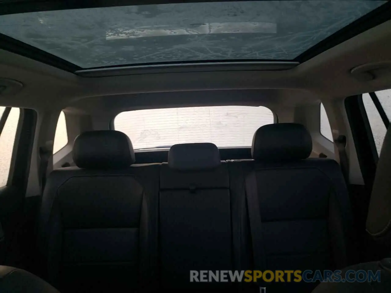 10 Photograph of a damaged car 3VV2B7AX0KM005529 VOLKSWAGEN TIGUAN 2019