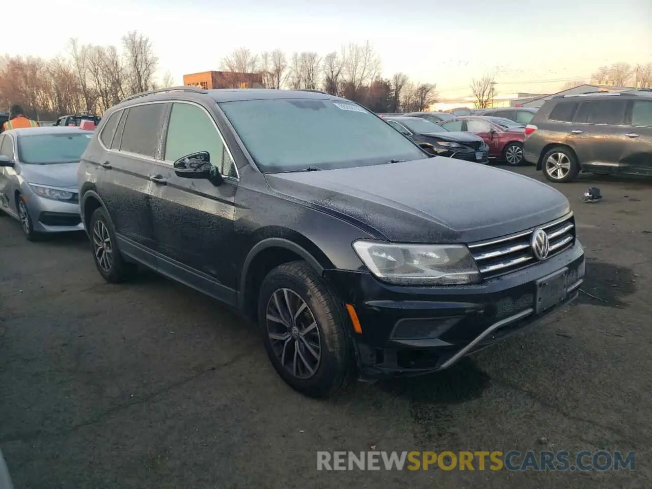 4 Photograph of a damaged car 3VV2B7AX0KM005529 VOLKSWAGEN TIGUAN 2019