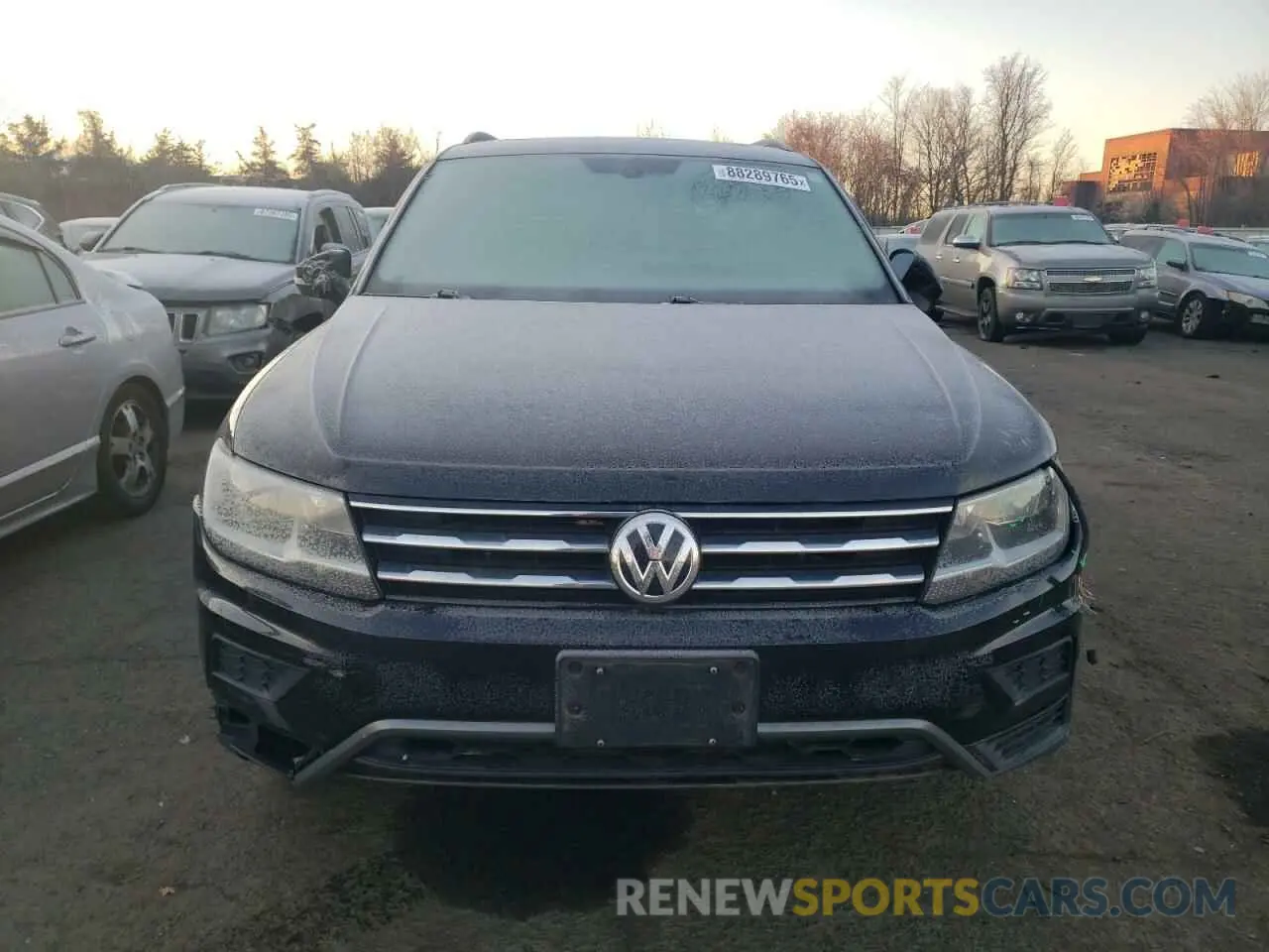 5 Photograph of a damaged car 3VV2B7AX0KM005529 VOLKSWAGEN TIGUAN 2019
