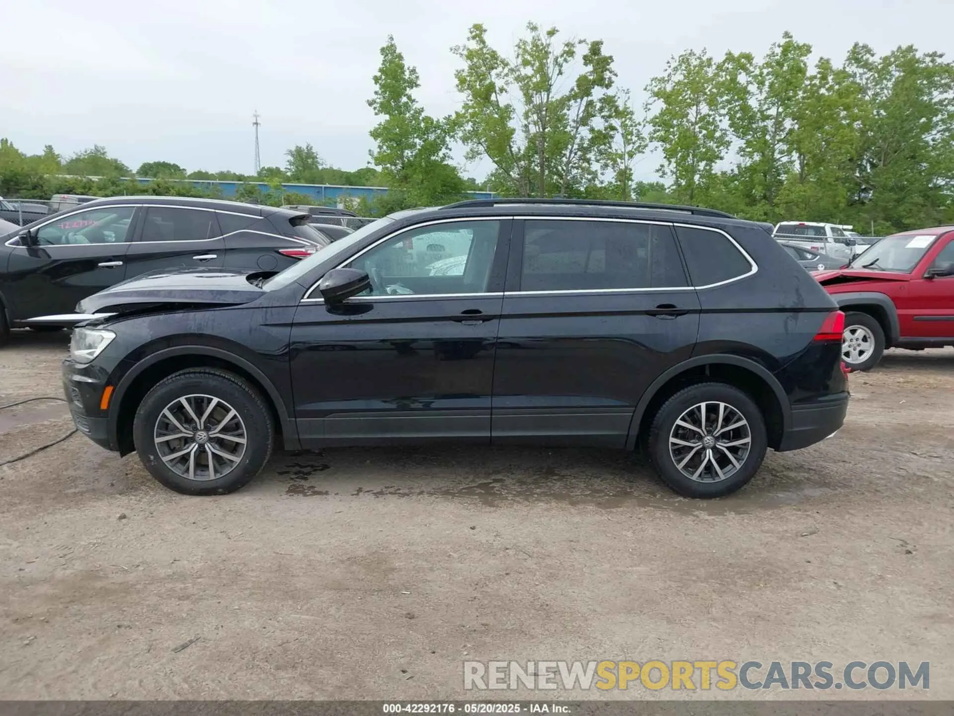 14 Photograph of a damaged car 3VV2B7AX0KM012397 VOLKSWAGEN TIGUAN 2019