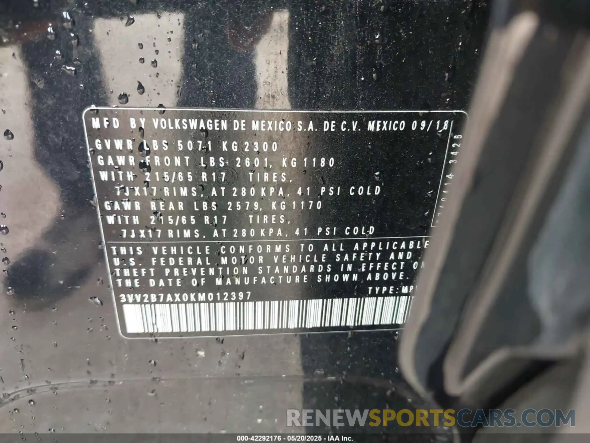 9 Photograph of a damaged car 3VV2B7AX0KM012397 VOLKSWAGEN TIGUAN 2019