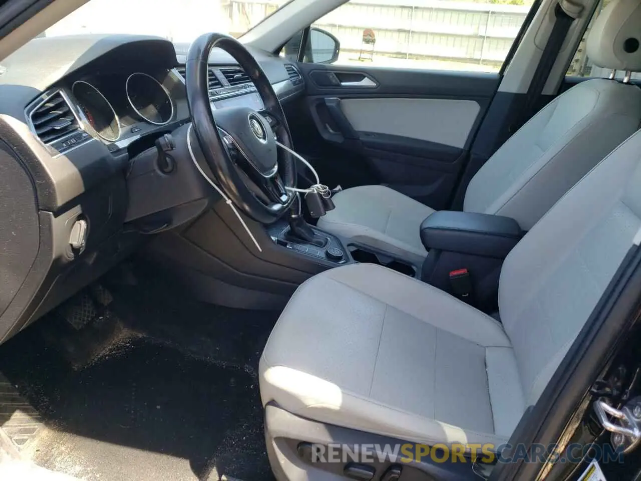7 Photograph of a damaged car 3VV2B7AX0KM085656 VOLKSWAGEN TIGUAN 2019