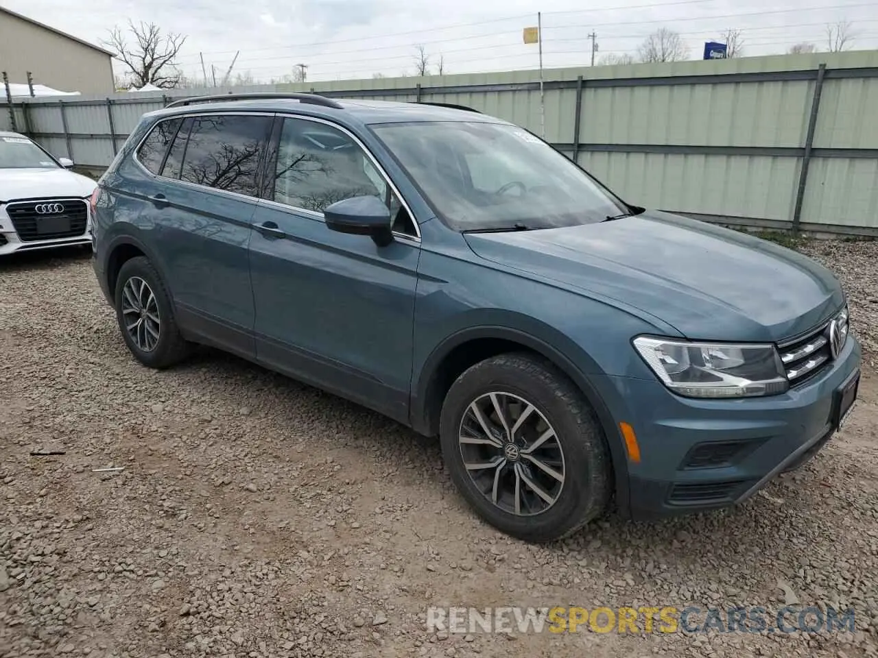 4 Photograph of a damaged car 3VV2B7AX0KM132572 VOLKSWAGEN TIGUAN 2019