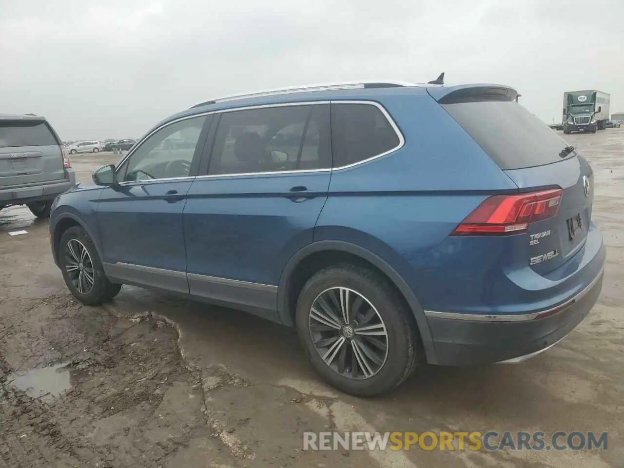 2 Photograph of a damaged car 3VV2B7AX0KM165734 VOLKSWAGEN TIGUAN 2019