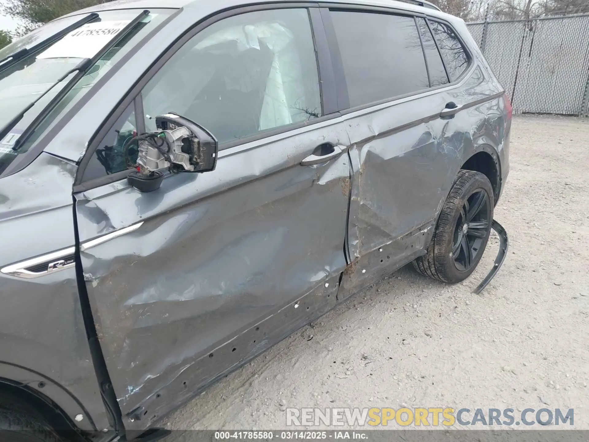 6 Photograph of a damaged car 3VV2B7AX0KM186146 VOLKSWAGEN TIGUAN 2019