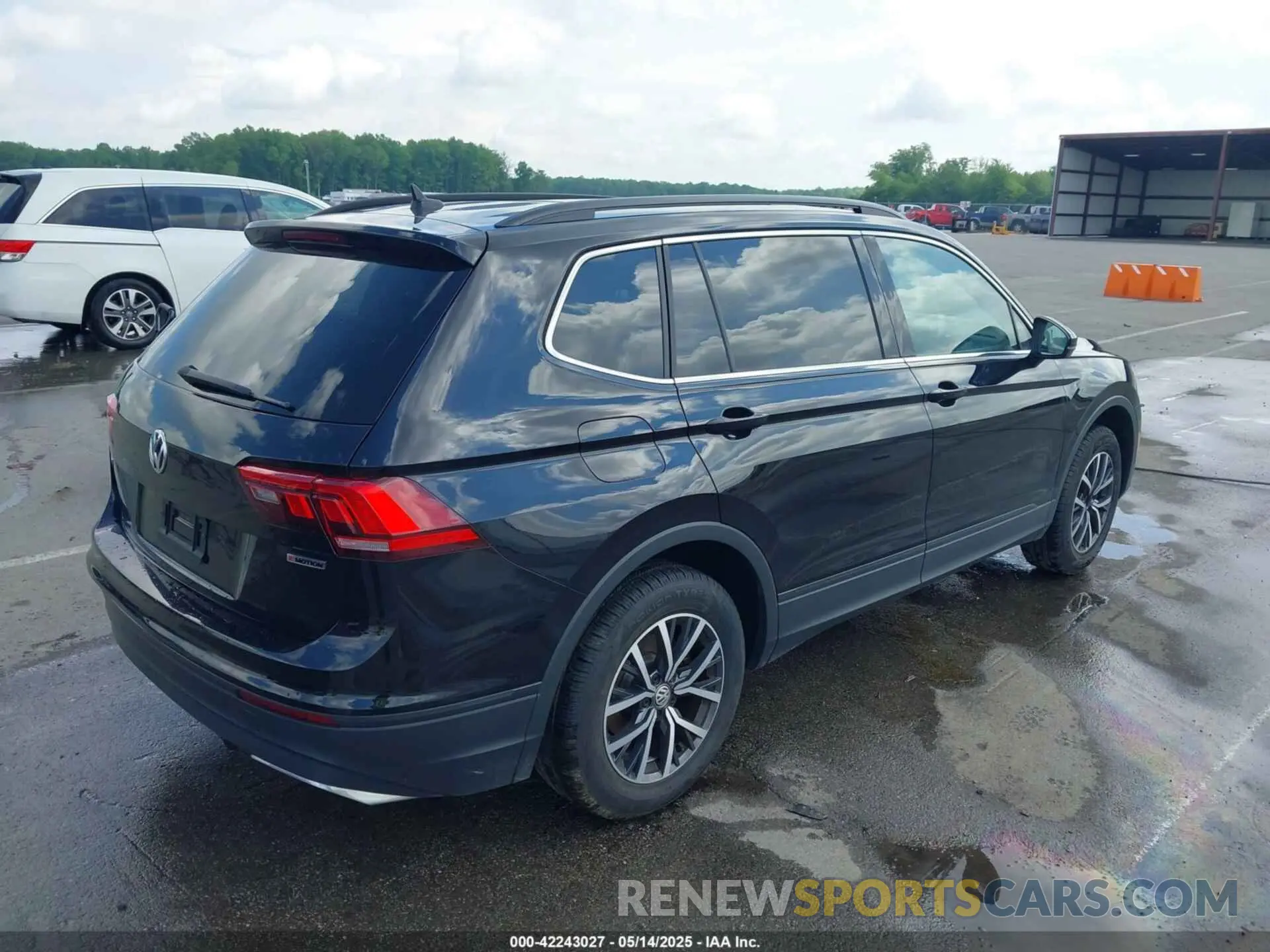 4 Photograph of a damaged car 3VV2B7AX0KM189726 VOLKSWAGEN TIGUAN 2019