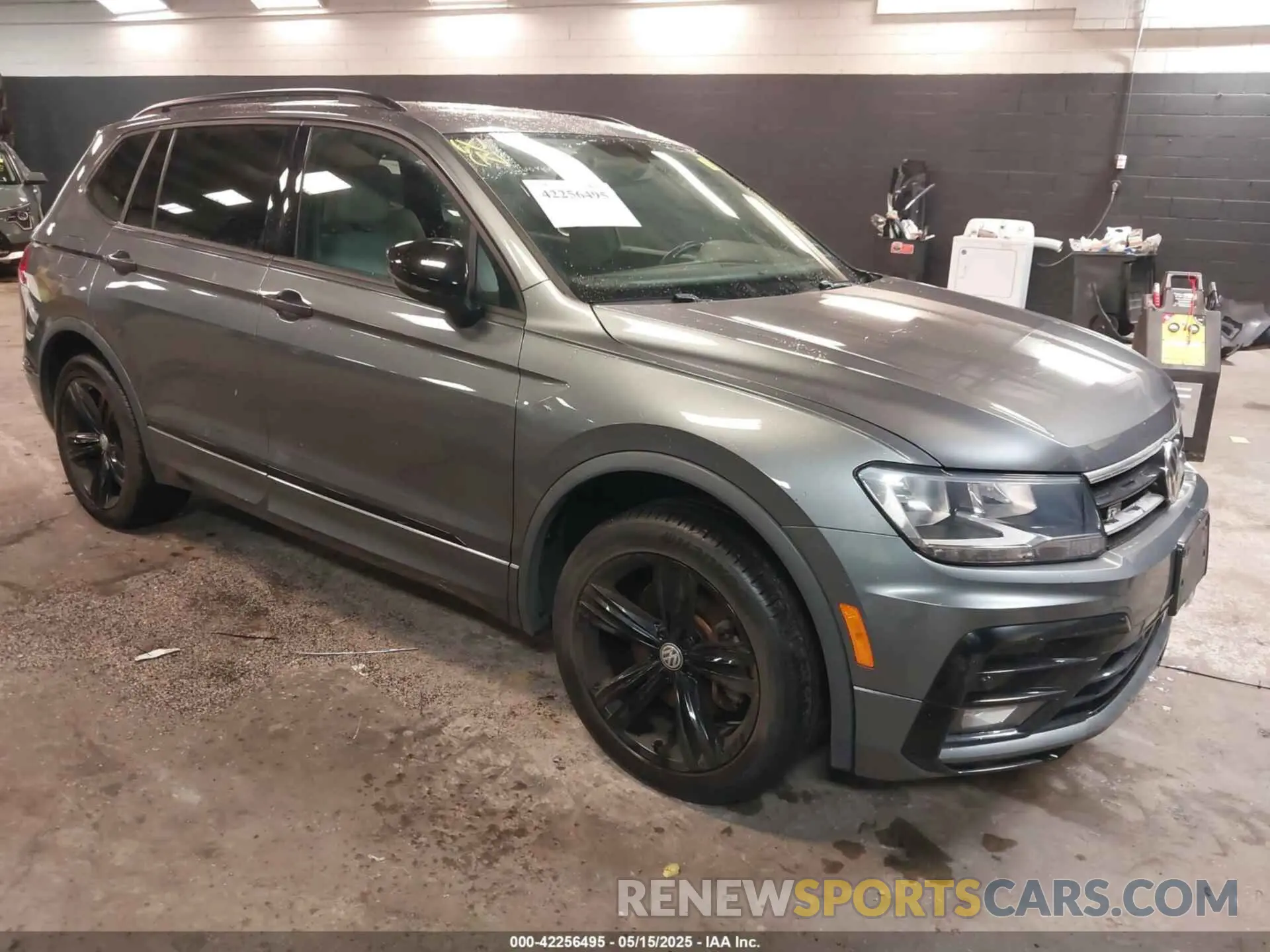 1 Photograph of a damaged car 3VV2B7AX0KM191637 VOLKSWAGEN TIGUAN 2019