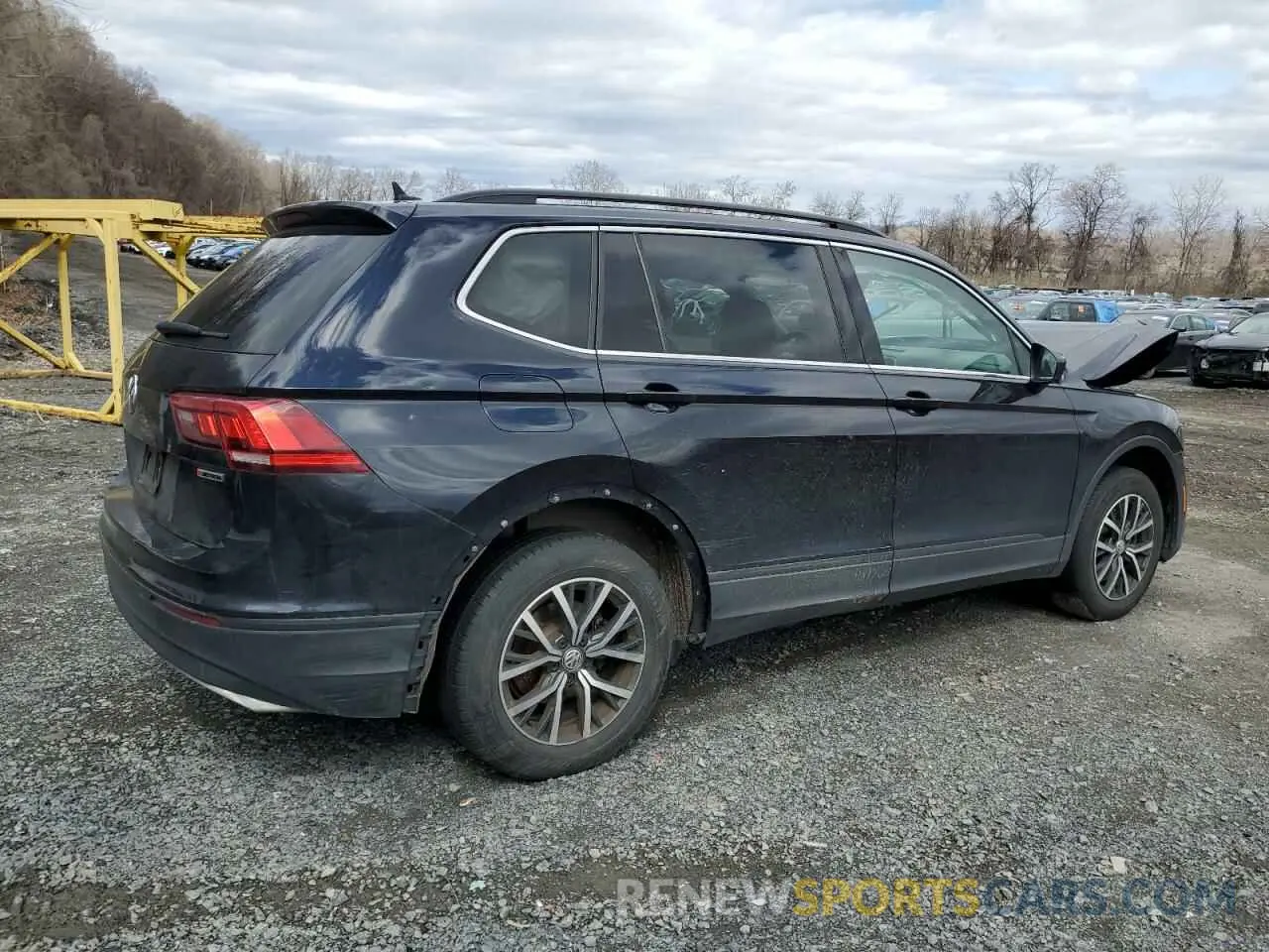 3 Photograph of a damaged car 3VV2B7AX1KM076075 VOLKSWAGEN TIGUAN 2019
