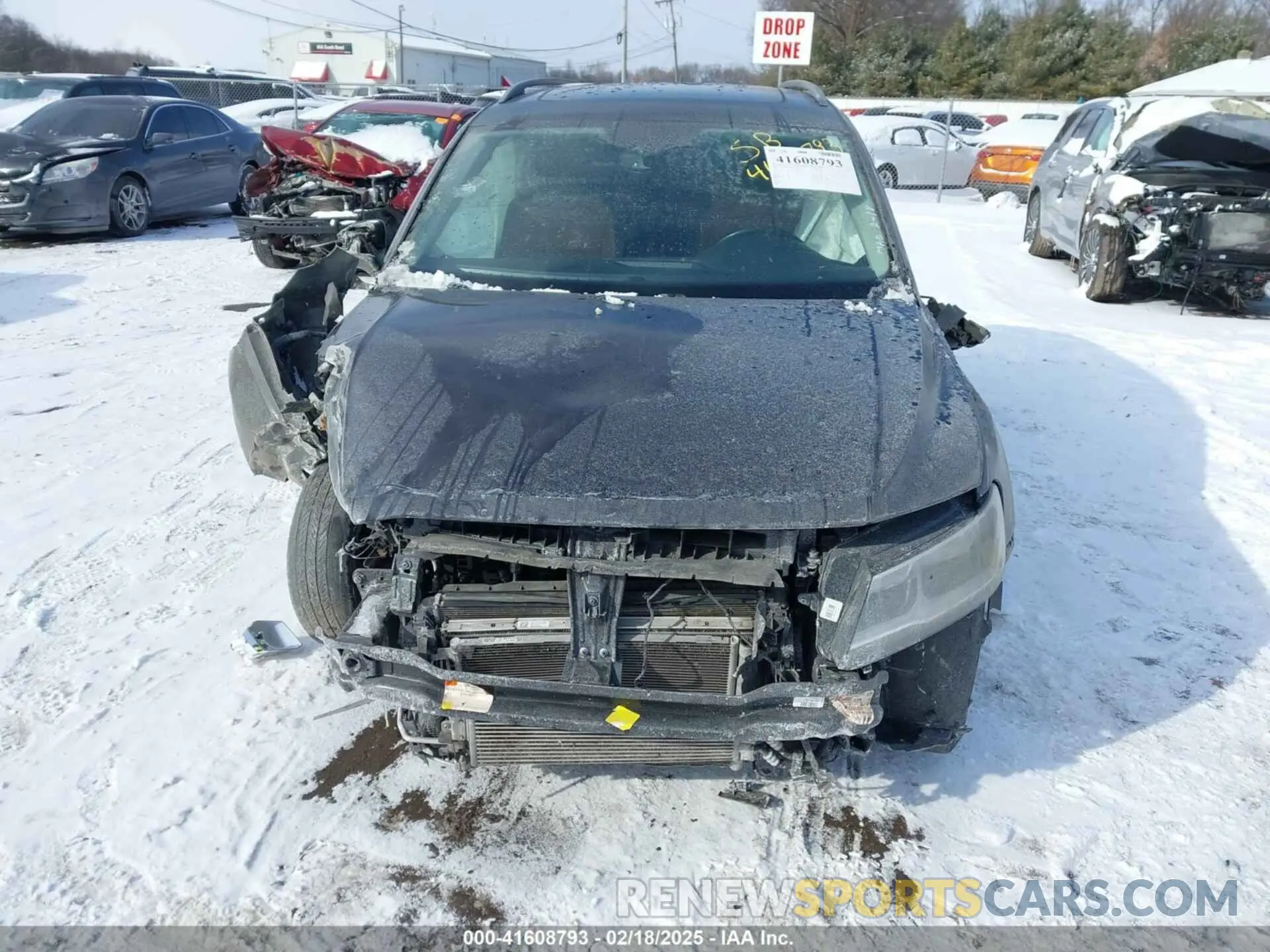 12 Photograph of a damaged car 3VV2B7AX1KM152751 VOLKSWAGEN TIGUAN 2019