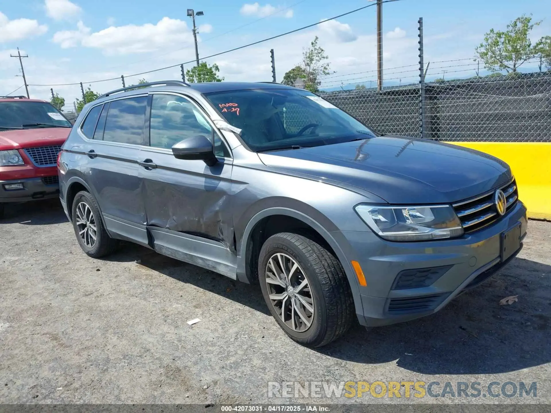 6 Photograph of a damaged car 3VV2B7AX1KM158582 VOLKSWAGEN TIGUAN 2019