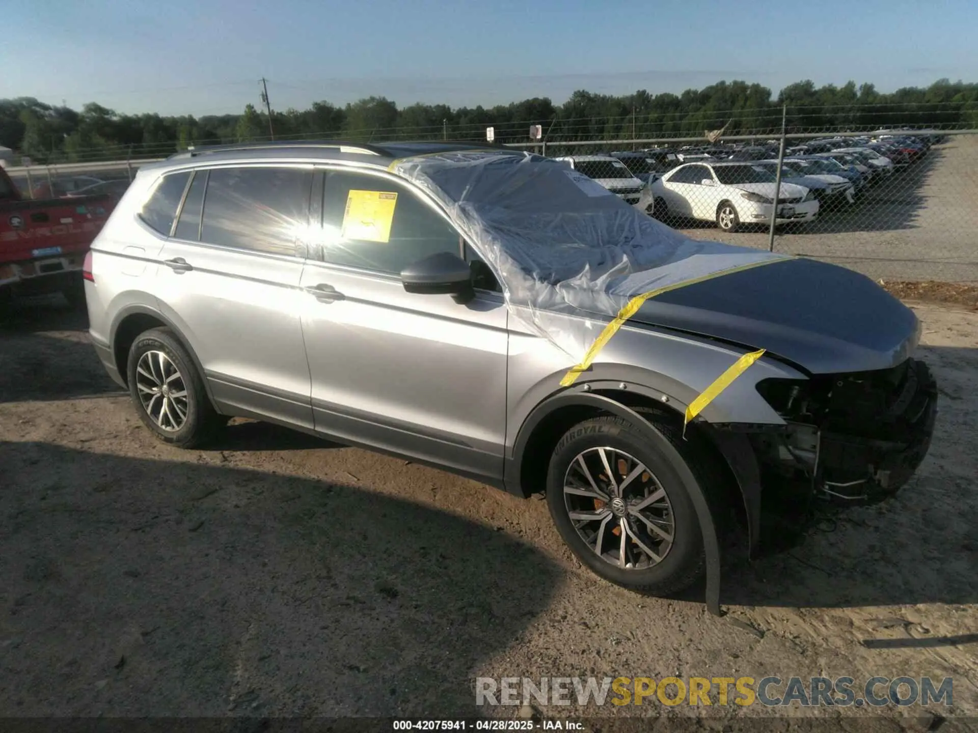 1 Photograph of a damaged car 3VV2B7AX1KM188293 VOLKSWAGEN TIGUAN 2019
