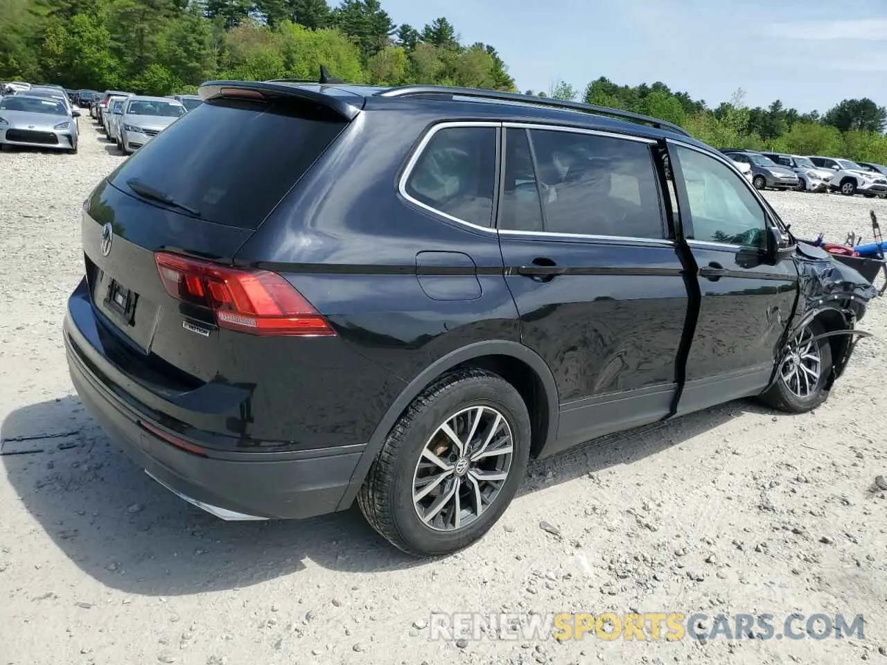 3 Photograph of a damaged car 3VV2B7AX2KM004155 VOLKSWAGEN TIGUAN 2019