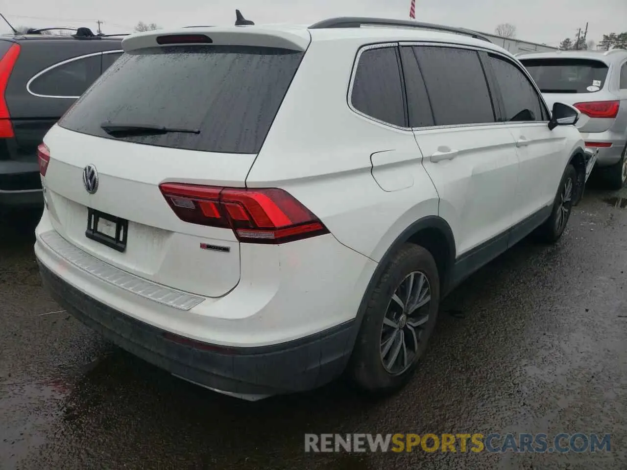3 Photograph of a damaged car 3VV2B7AX2KM032361 VOLKSWAGEN TIGUAN 2019