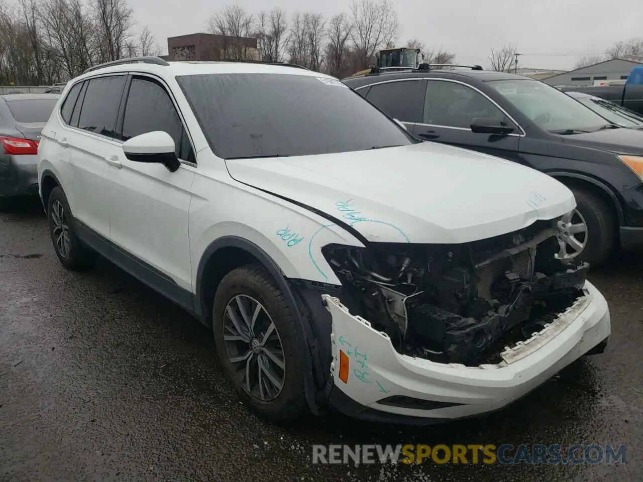 4 Photograph of a damaged car 3VV2B7AX2KM032361 VOLKSWAGEN TIGUAN 2019