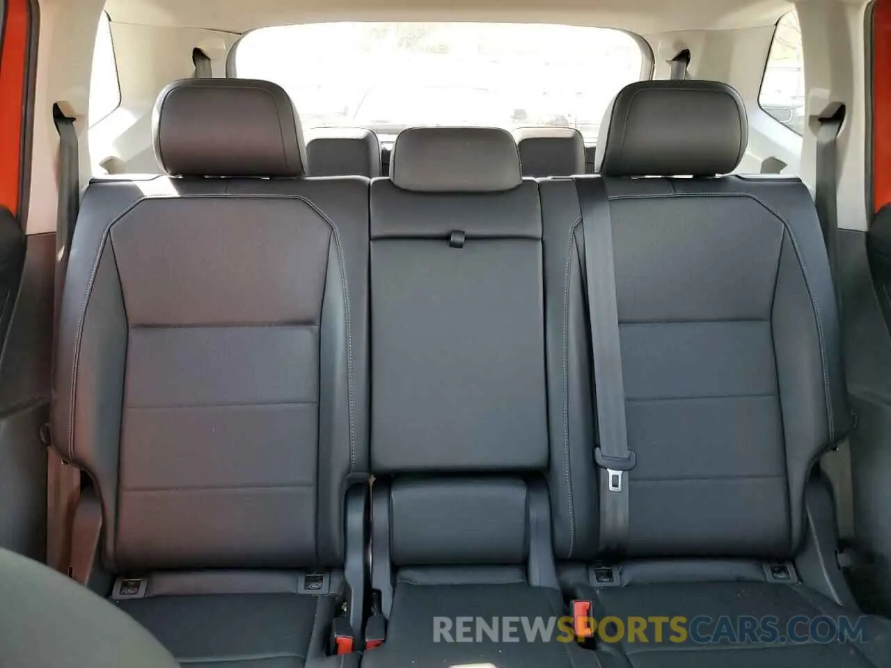 10 Photograph of a damaged car 3VV2B7AX2KM055543 VOLKSWAGEN TIGUAN 2019