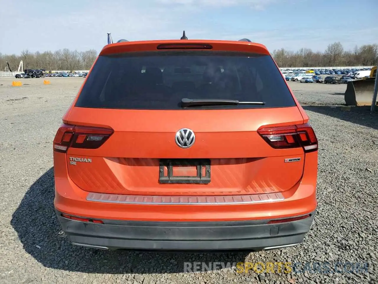 6 Photograph of a damaged car 3VV2B7AX2KM055543 VOLKSWAGEN TIGUAN 2019