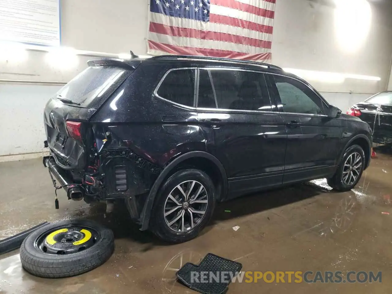3 Photograph of a damaged car 3VV2B7AX2KM087151 VOLKSWAGEN TIGUAN 2019
