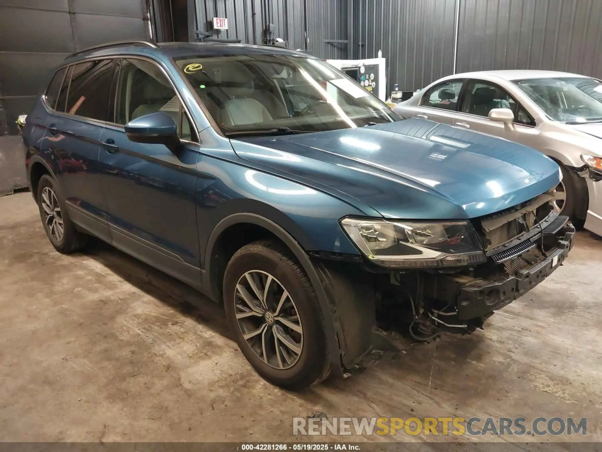 1 Photograph of a damaged car 3VV2B7AX2KM132136 VOLKSWAGEN TIGUAN 2019