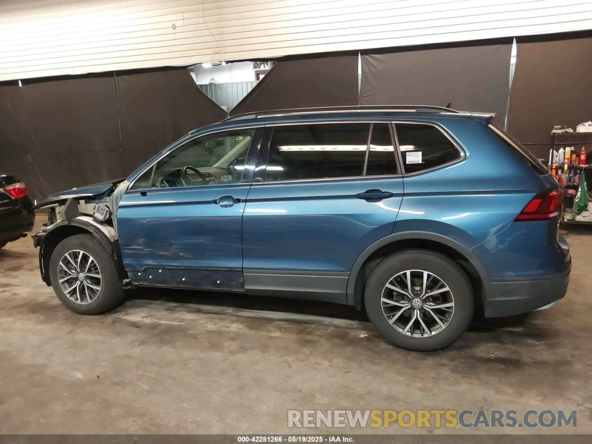 15 Photograph of a damaged car 3VV2B7AX2KM132136 VOLKSWAGEN TIGUAN 2019
