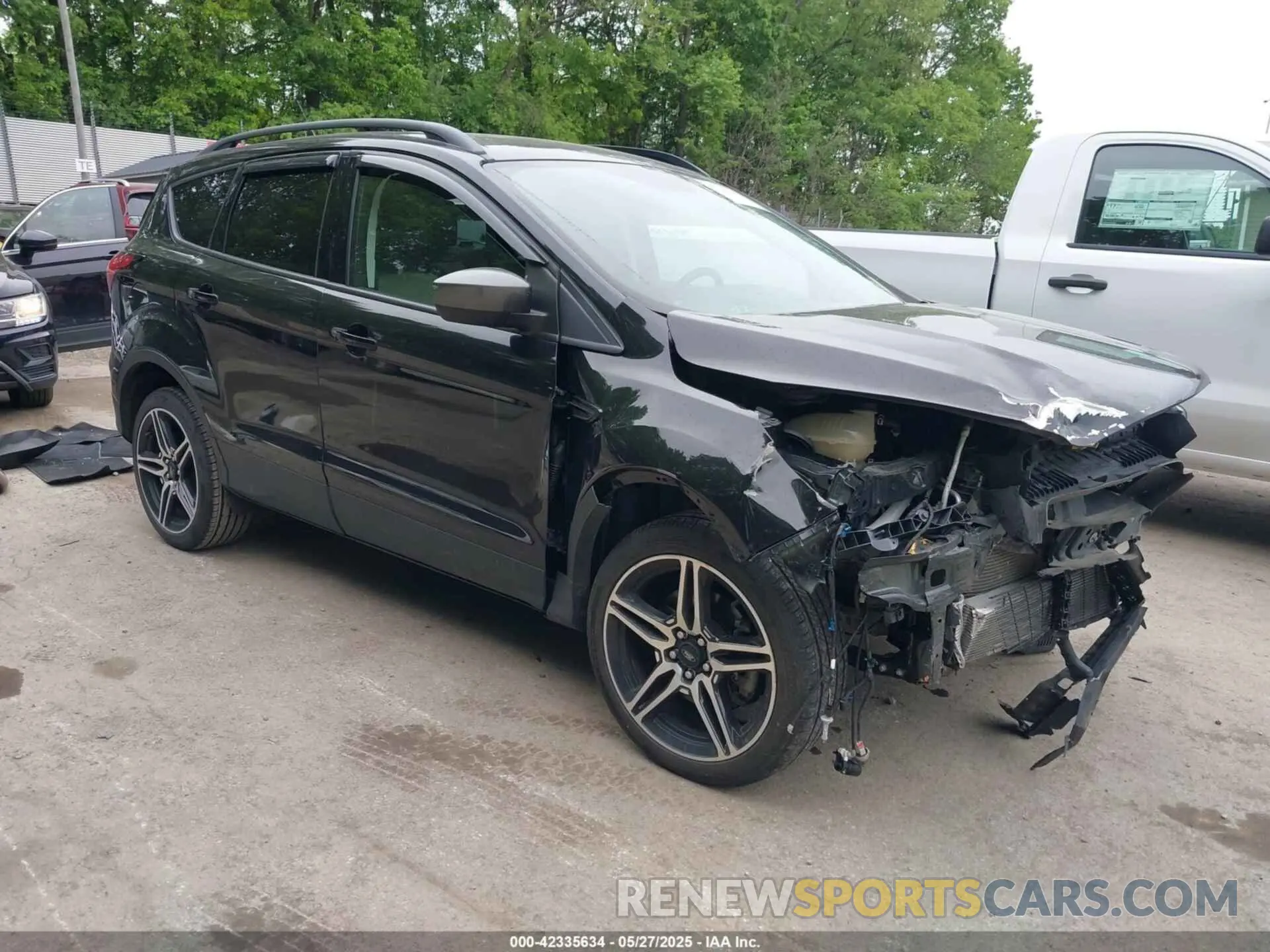 1 Photograph of a damaged car 3VV2B7AX2KM137403 VOLKSWAGEN TIGUAN 2019