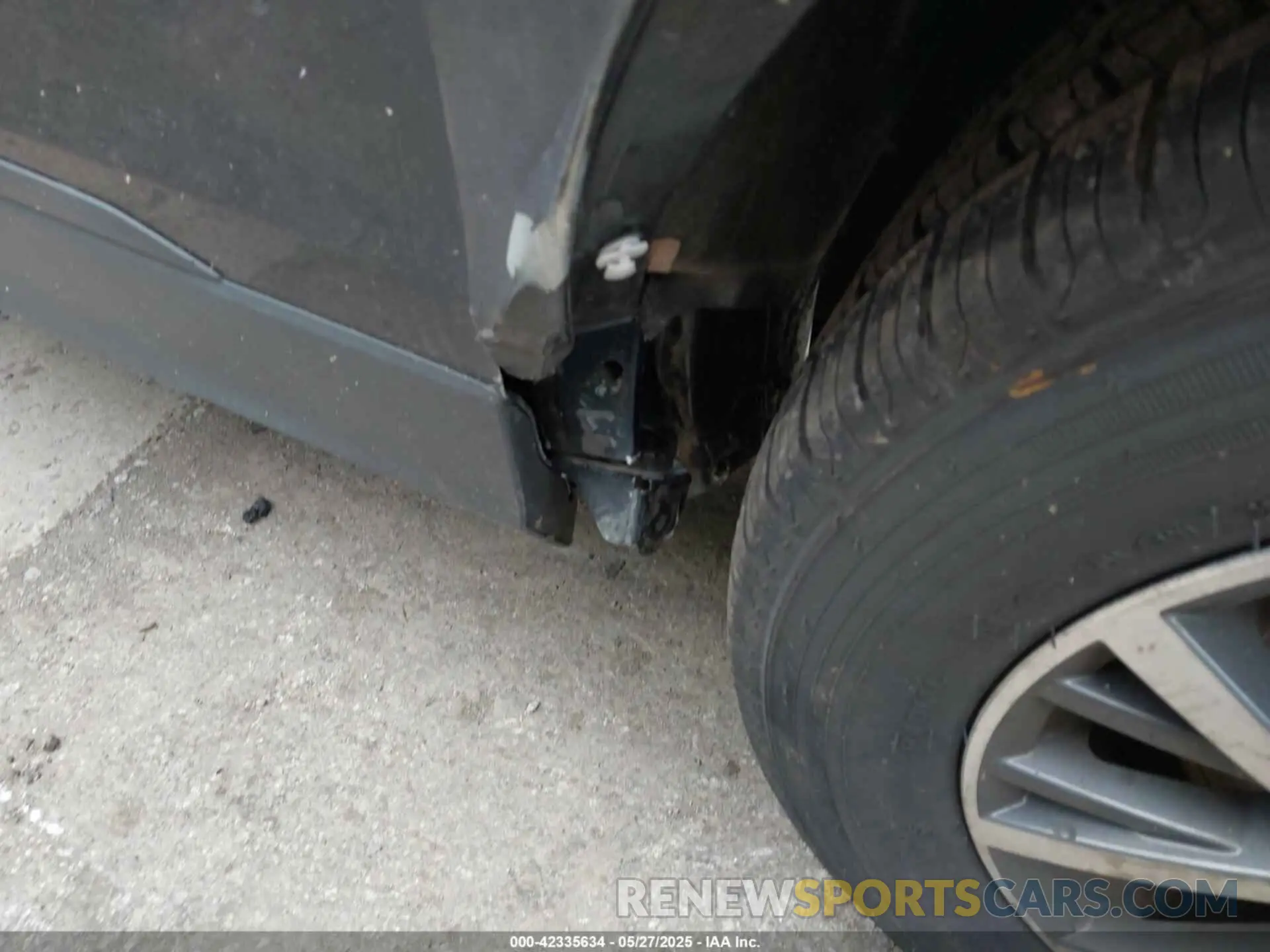 20 Photograph of a damaged car 3VV2B7AX2KM137403 VOLKSWAGEN TIGUAN 2019
