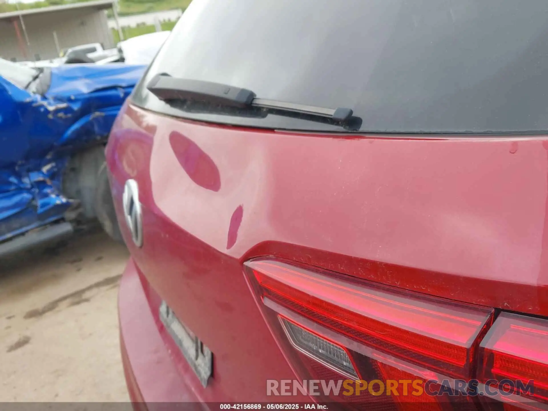 19 Photograph of a damaged car 3VV2B7AX2KM139166 VOLKSWAGEN TIGUAN 2019