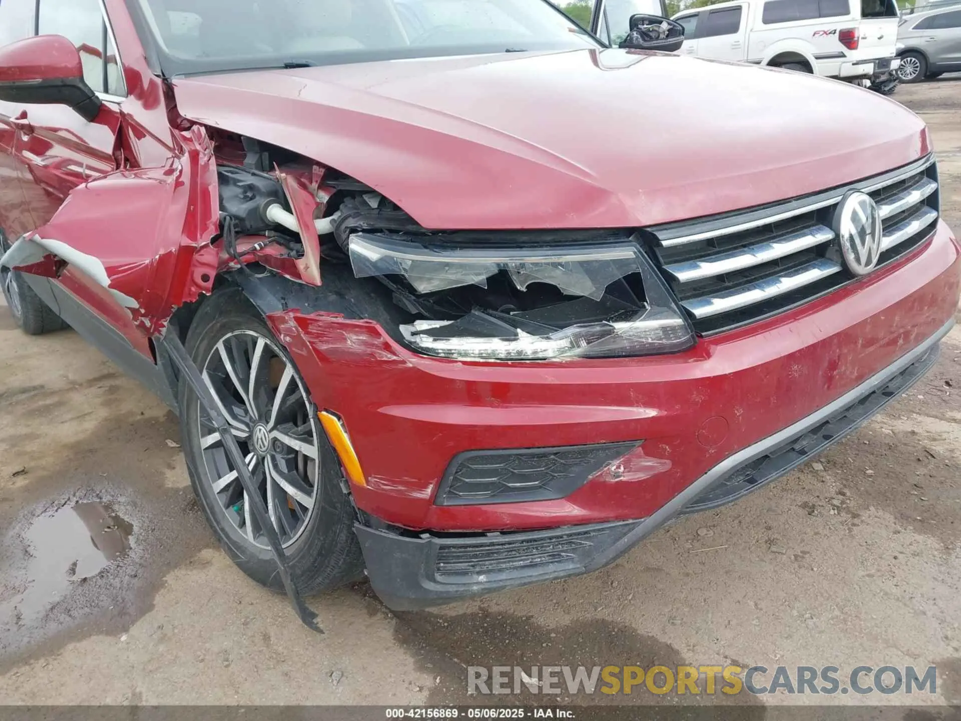 6 Photograph of a damaged car 3VV2B7AX2KM139166 VOLKSWAGEN TIGUAN 2019