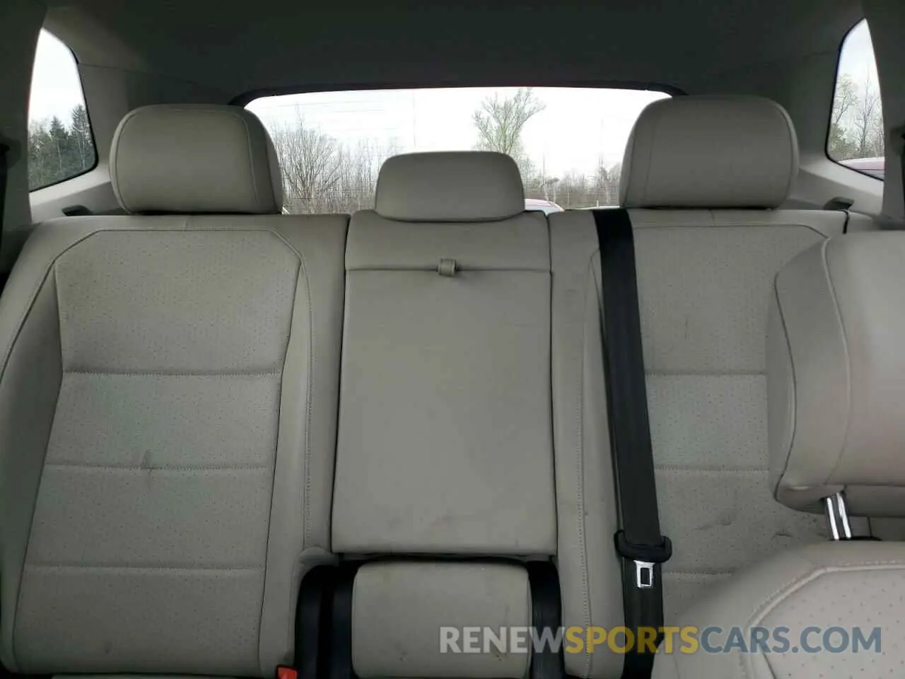 10 Photograph of a damaged car 3VV2B7AX2KM162124 VOLKSWAGEN TIGUAN 2019
