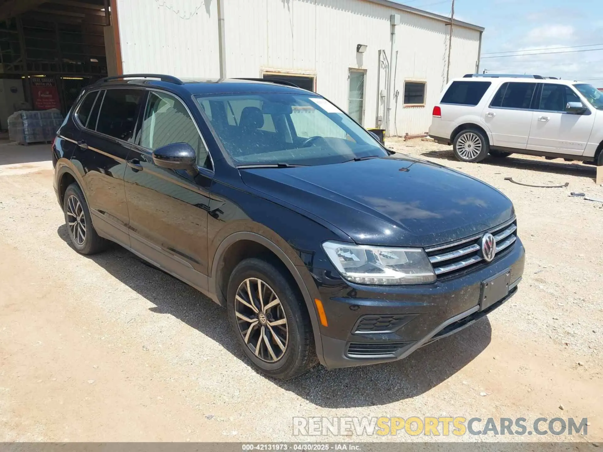 1 Photograph of a damaged car 3VV2B7AX2KM176931 VOLKSWAGEN TIGUAN 2019
