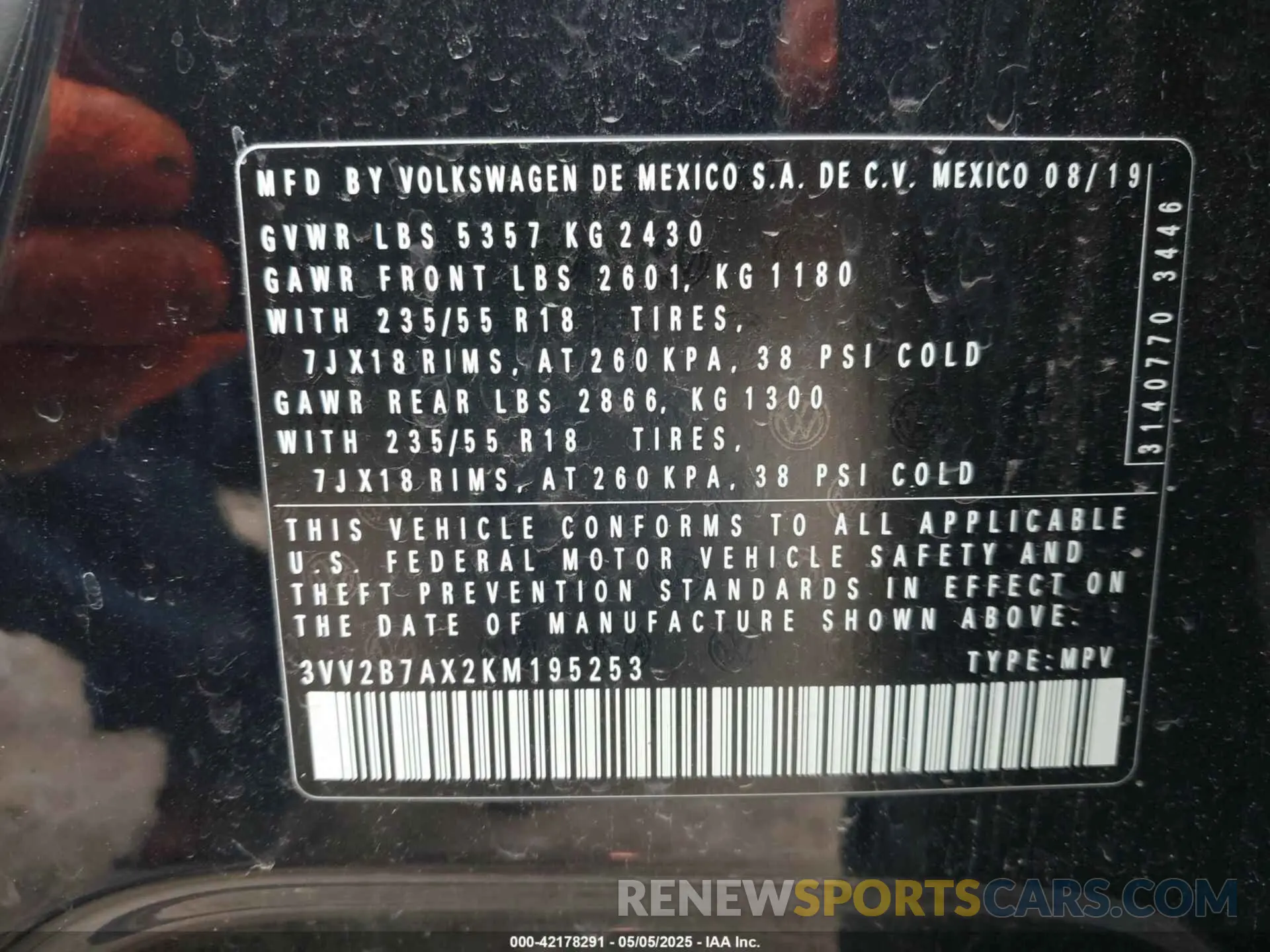 9 Photograph of a damaged car 3VV2B7AX2KM195253 VOLKSWAGEN TIGUAN 2019