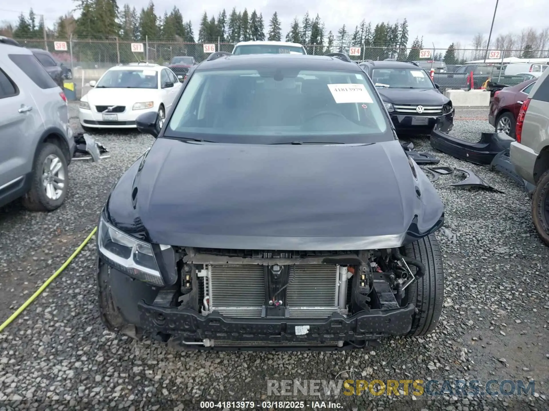 13 Photograph of a damaged car 3VV2B7AX3KM024186 VOLKSWAGEN TIGUAN 2019