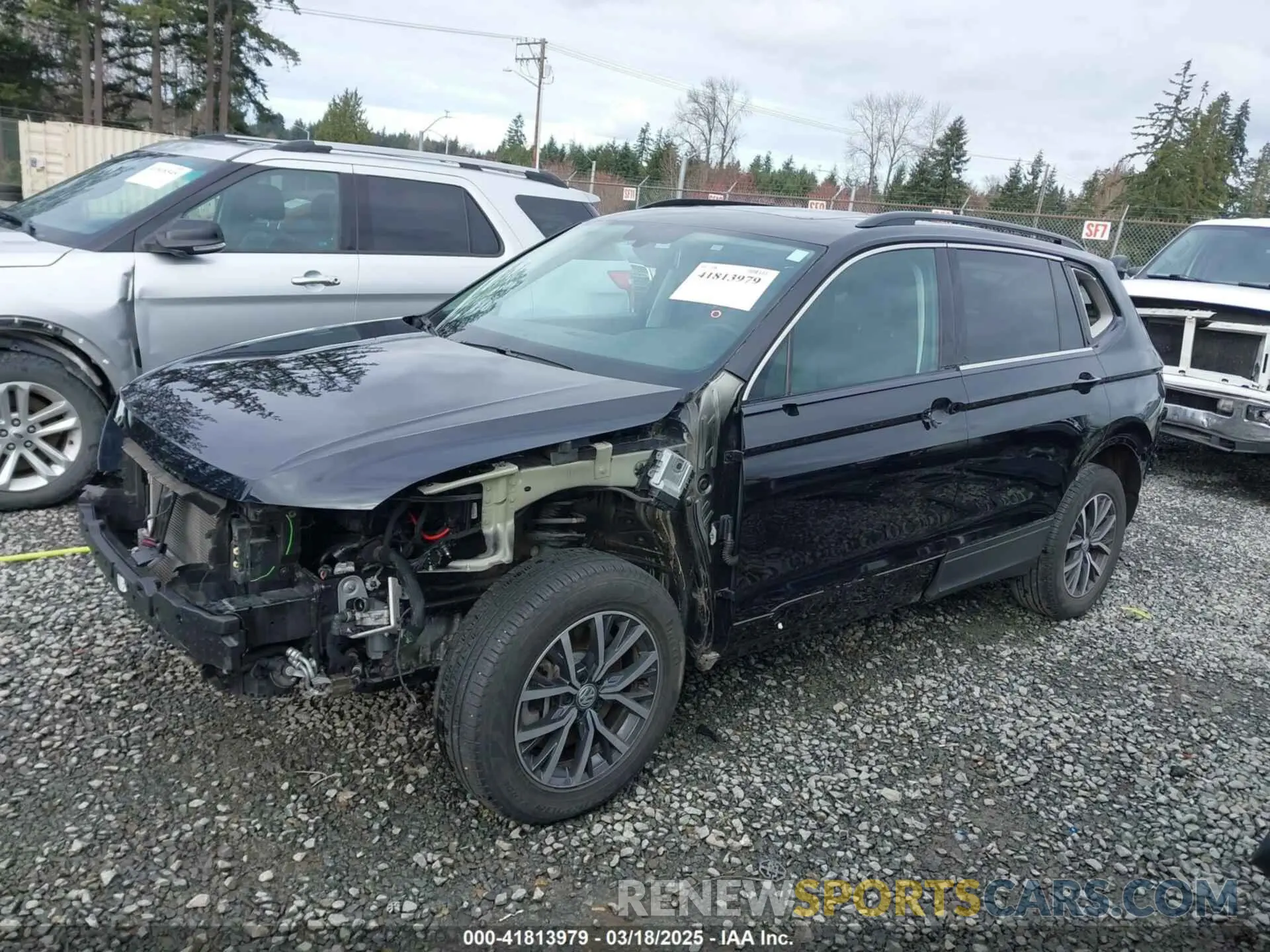 15 Photograph of a damaged car 3VV2B7AX3KM024186 VOLKSWAGEN TIGUAN 2019