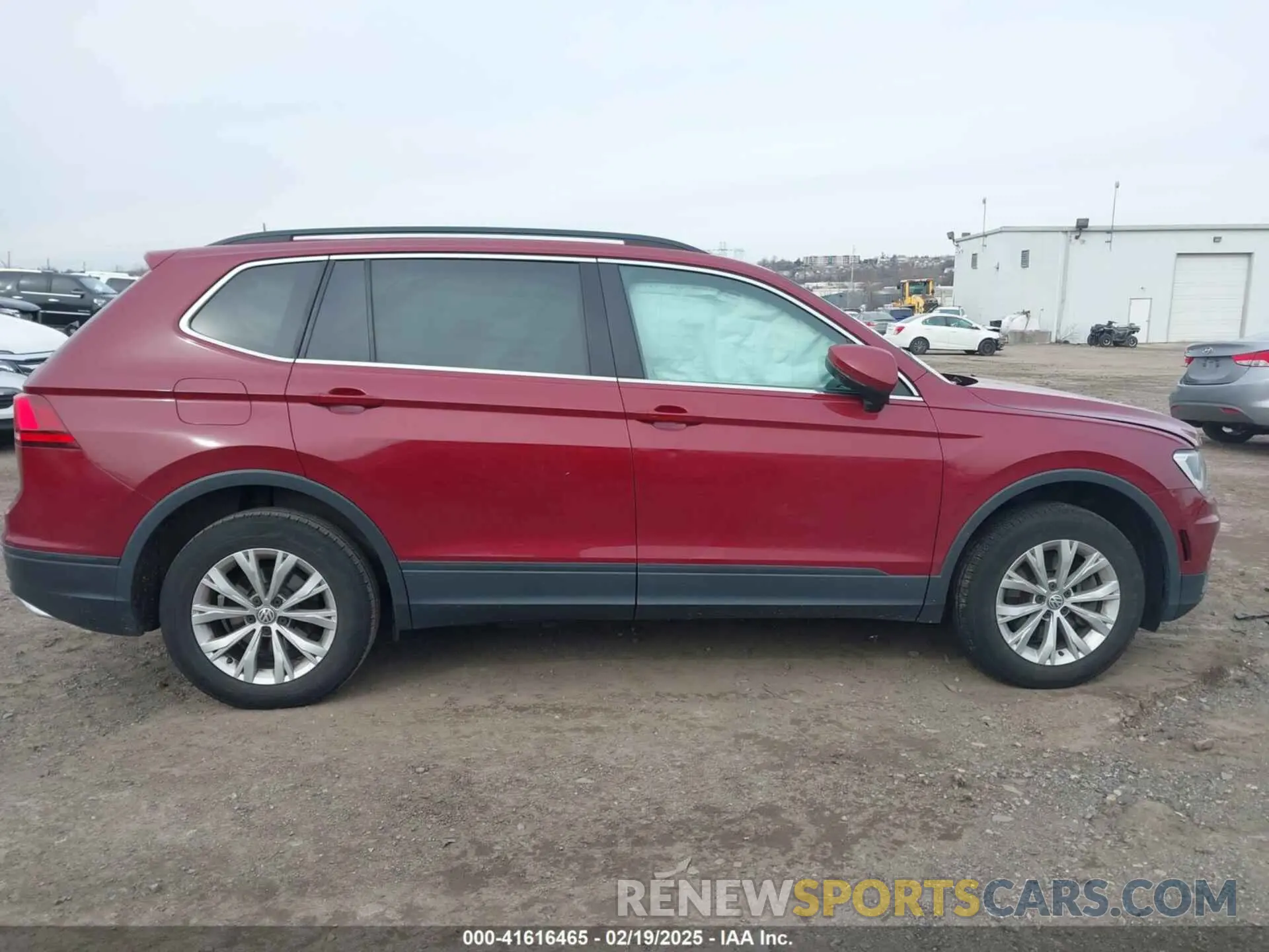 12 Photograph of a damaged car 3VV2B7AX3KM074781 VOLKSWAGEN TIGUAN 2019