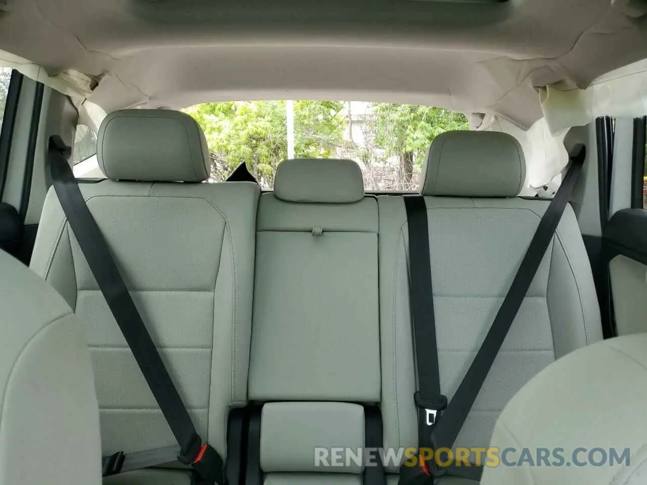 10 Photograph of a damaged car 3VV2B7AX3KM087823 VOLKSWAGEN TIGUAN 2019