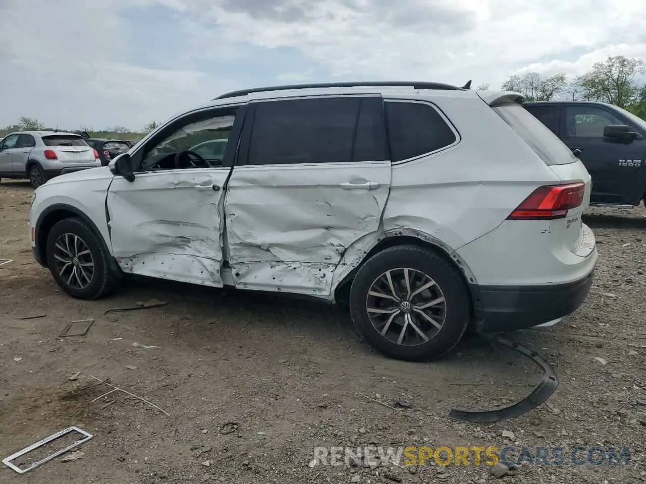 2 Photograph of a damaged car 3VV2B7AX3KM087823 VOLKSWAGEN TIGUAN 2019