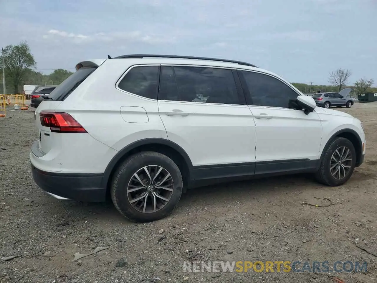 3 Photograph of a damaged car 3VV2B7AX3KM087823 VOLKSWAGEN TIGUAN 2019