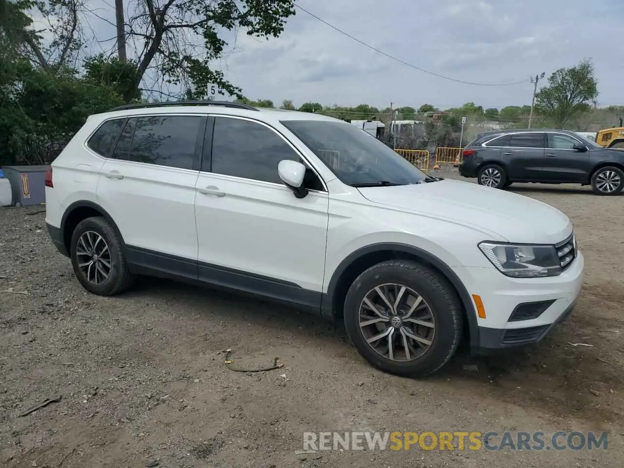4 Photograph of a damaged car 3VV2B7AX3KM087823 VOLKSWAGEN TIGUAN 2019