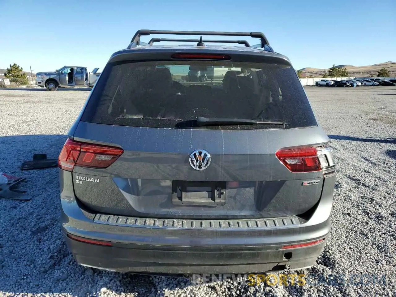 6 Photograph of a damaged car 3VV2B7AX3KM136938 VOLKSWAGEN TIGUAN 2019