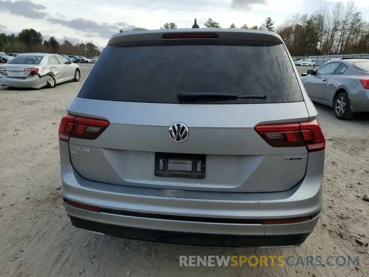 6 Photograph of a damaged car 3VV2B7AX3KM159426 VOLKSWAGEN TIGUAN 2019