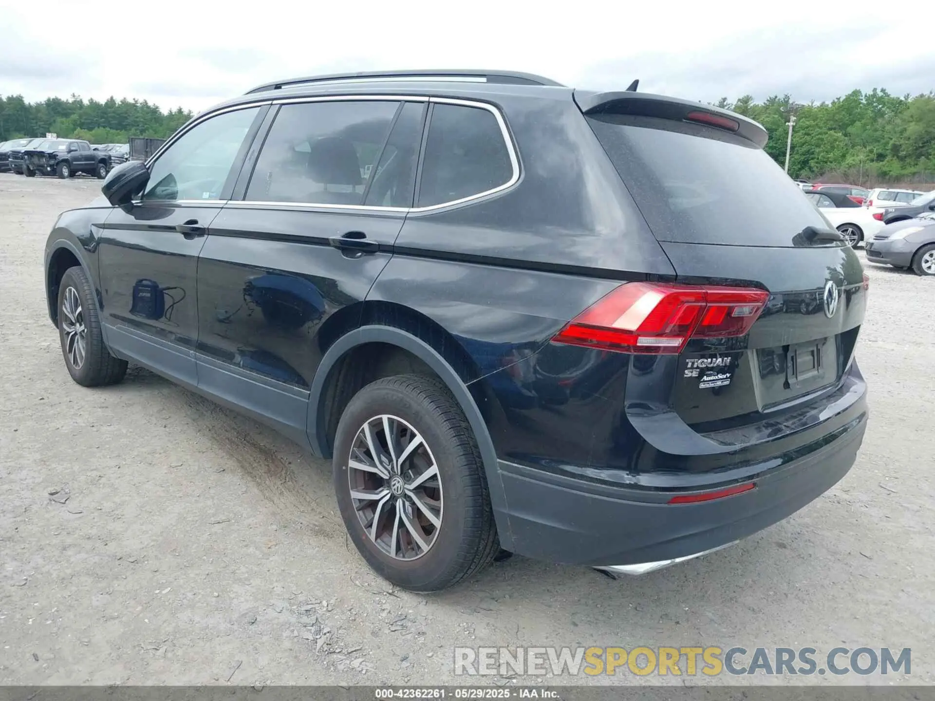 3 Photograph of a damaged car 3VV2B7AX3KM186299 VOLKSWAGEN TIGUAN 2019