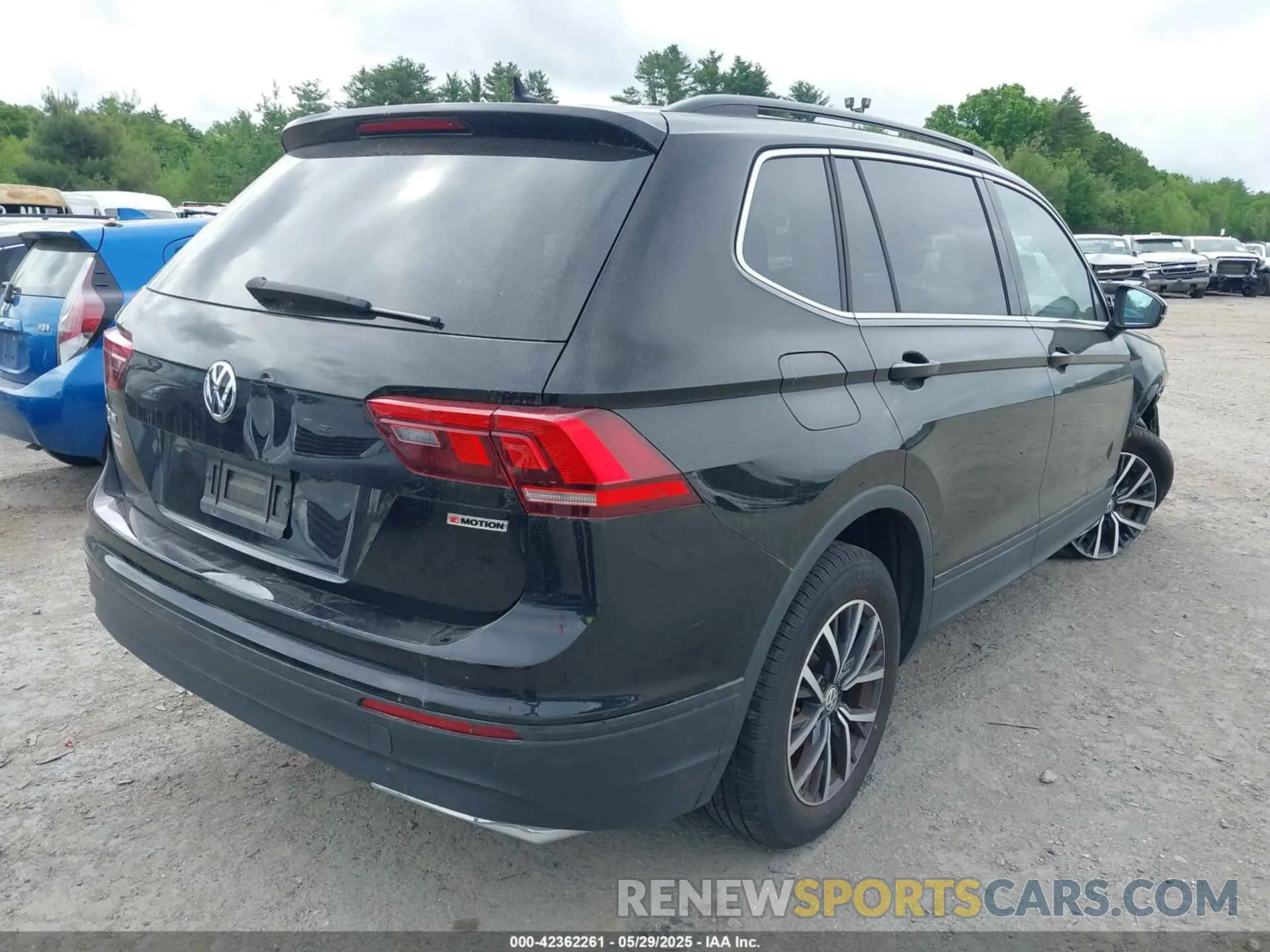 4 Photograph of a damaged car 3VV2B7AX3KM186299 VOLKSWAGEN TIGUAN 2019