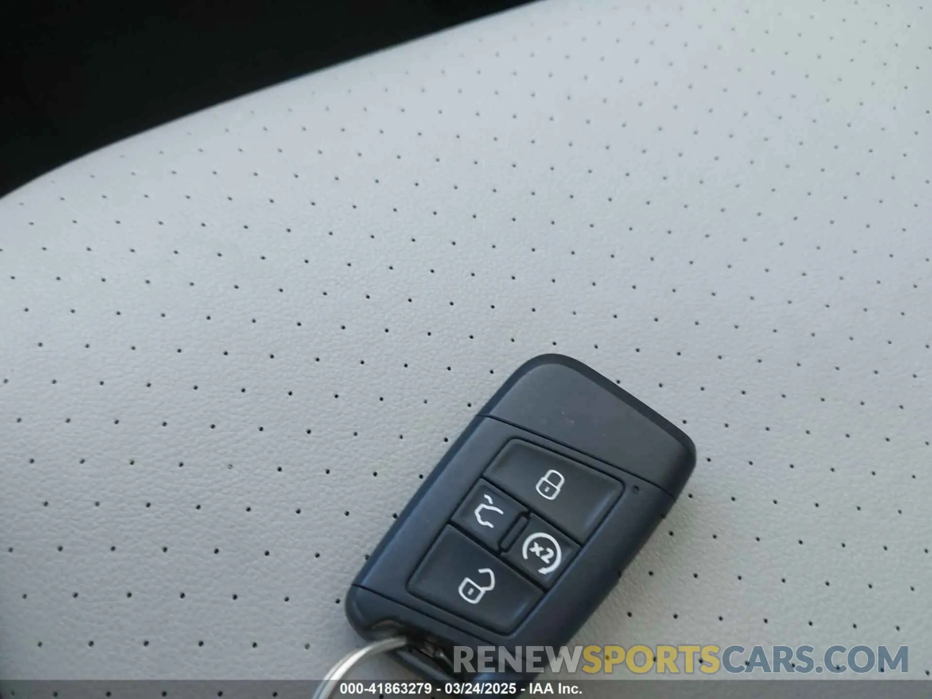 11 Photograph of a damaged car 3VV2B7AX4KM006215 VOLKSWAGEN TIGUAN 2019