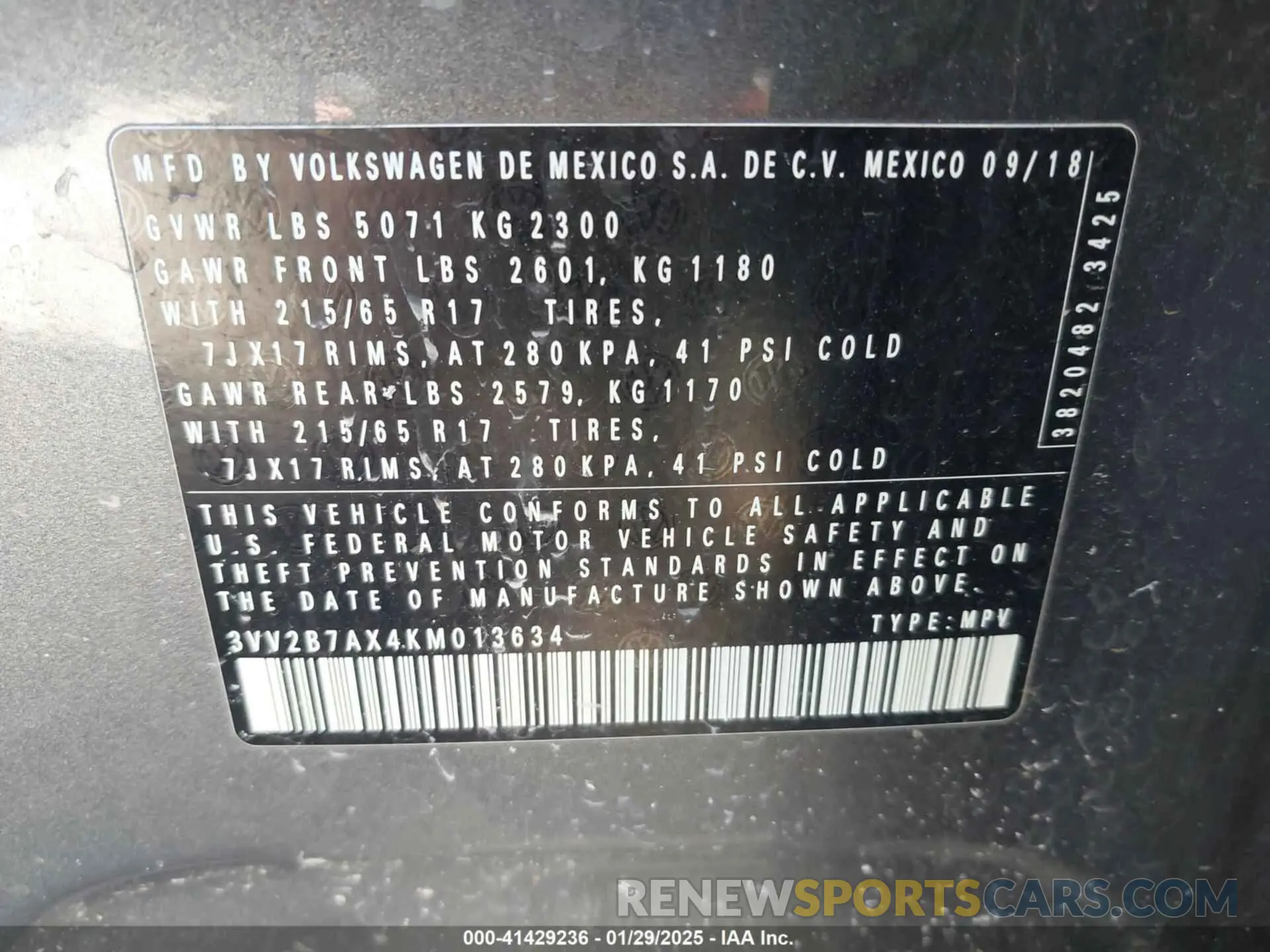 9 Photograph of a damaged car 3VV2B7AX4KM013634 VOLKSWAGEN TIGUAN 2019