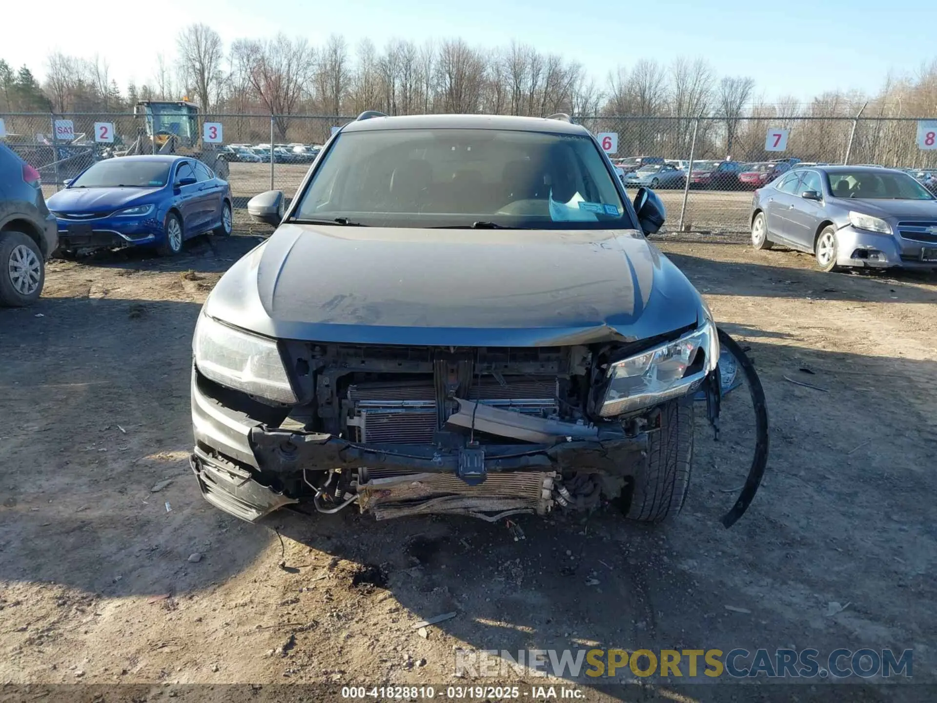 12 Photograph of a damaged car 3VV2B7AX4KM076572 VOLKSWAGEN TIGUAN 2019