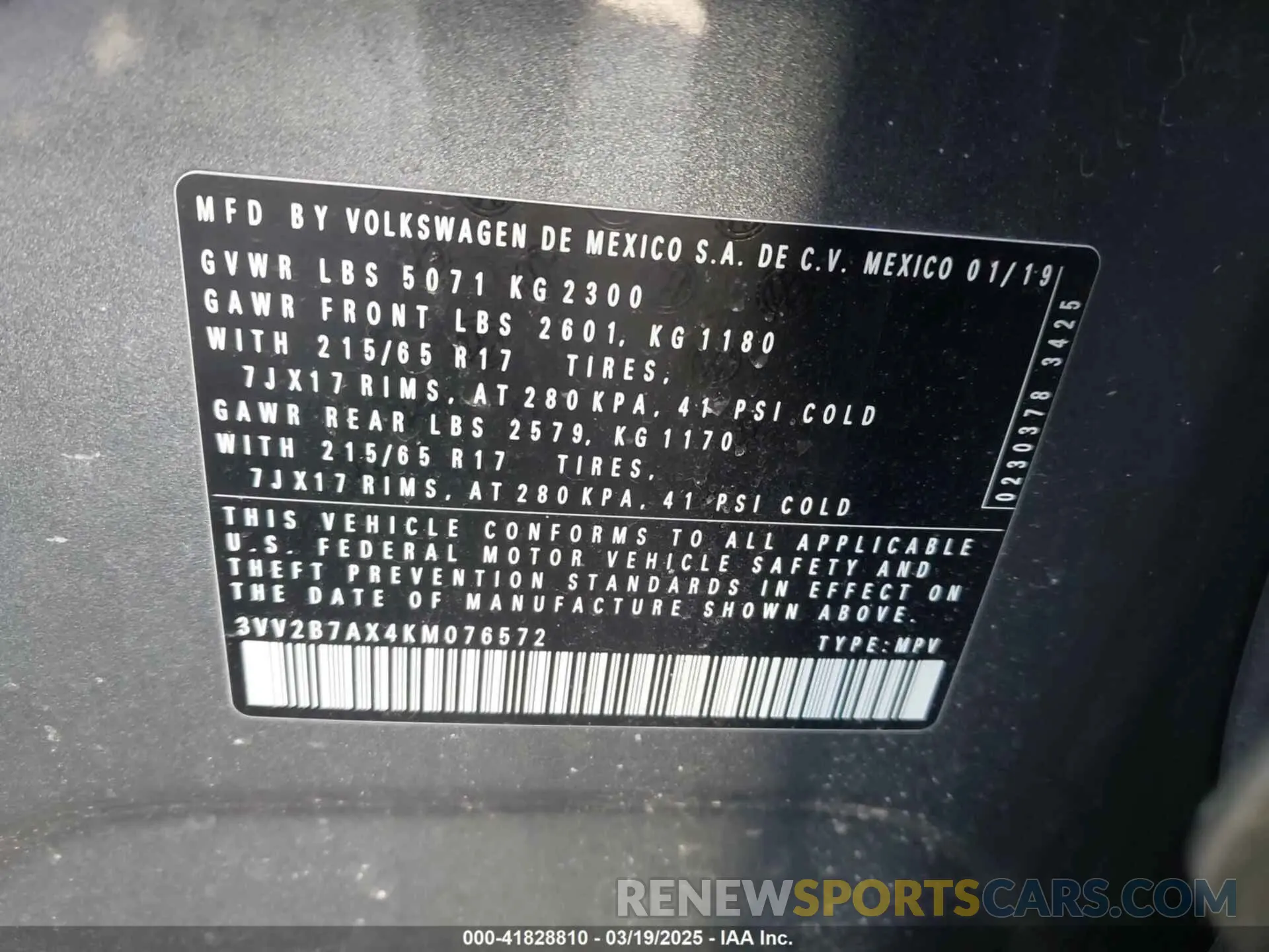 9 Photograph of a damaged car 3VV2B7AX4KM076572 VOLKSWAGEN TIGUAN 2019